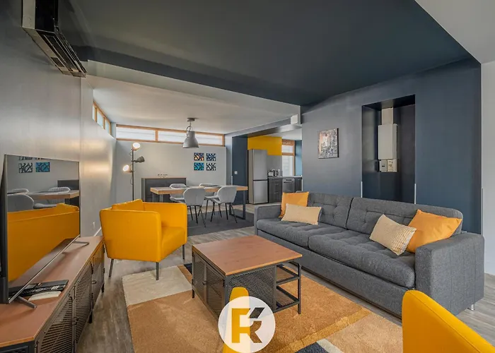 Apartment 4
