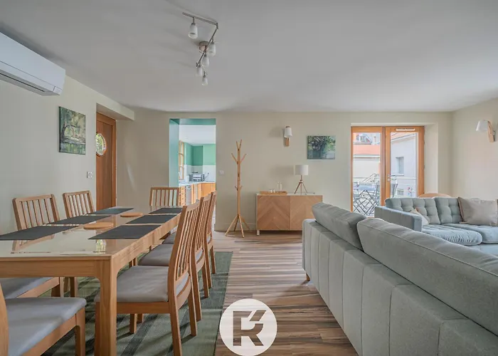 Apartment 4
