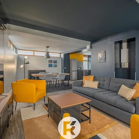 Apartment 4