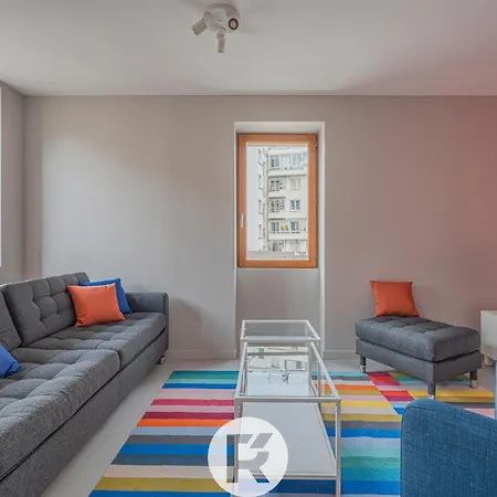 4 Apartment